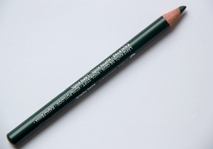 yves-rocher-green-kohl-eye-pencil-review4