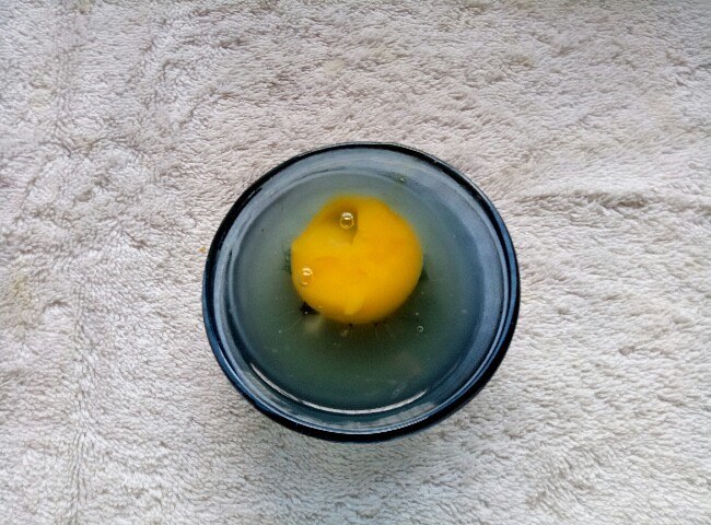 diy-onion-egg-yolk-lemon-and-honey-h
