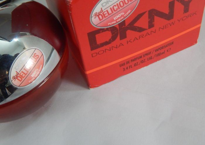 DKNY Red Delicious Eau De Parfum Spray Review