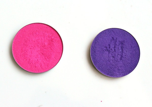 make-up-for-ever-eyeshadow-s852-neon-pink-swatch