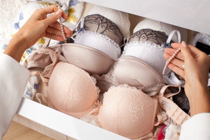 8-best-beauty-gifts-for-your-best-friend-on-her-wedding7