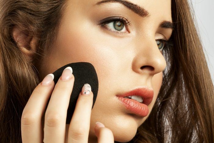 8-ways-to-tell-if-youre-wearing-the-right-foundation5