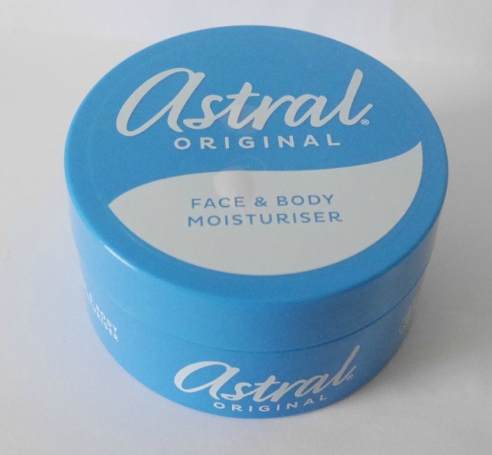 astral-original-face-and-body-moisturiser-review1