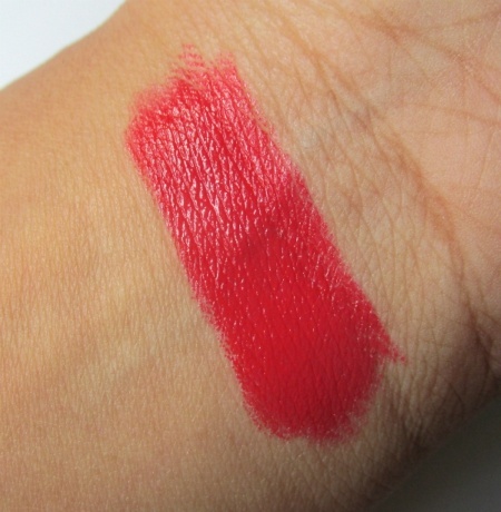 bellapierre-cosmetics-mineral-lipstick-ruby-review7