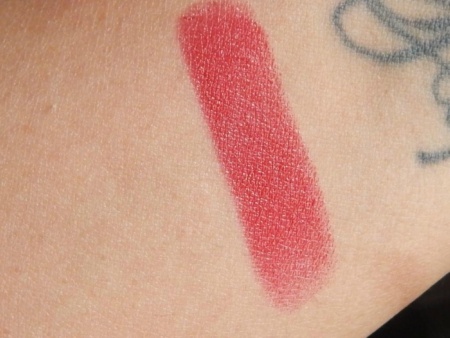 chanel-rouge-allure-intense-long-wear-lip-color-169-rouge-tentation-review6