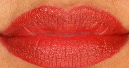 chanel-rouge-allure-intense-long-wear-lip-color-169-rouge-tentation-review7