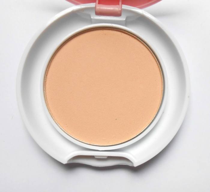 clean-and-clear-essentials-face-powder-naturally-beige-review8