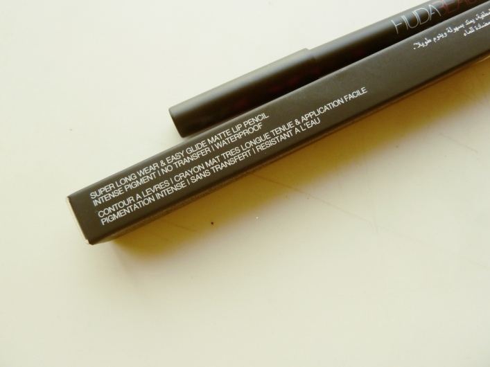 huda-beauty-bombshell-lip-contour-matte-lip-pencil-product-description