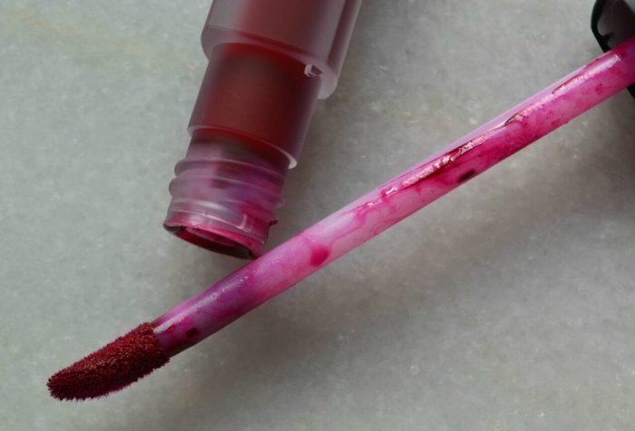 huda-beauty-famous-liquid-matte-lipstick-wand