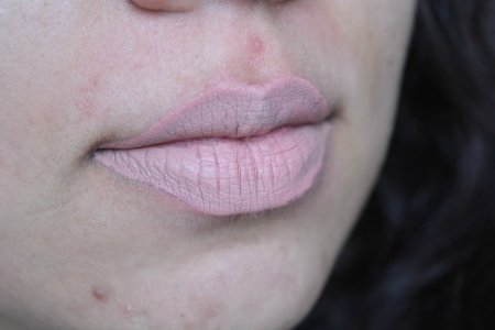 jeffree-star-mannequin-velour-liquid-lipstick-review6