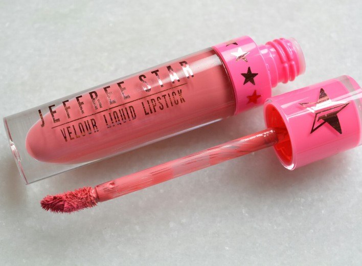 jeffree-star-rose-matter-velour-liquid-lipstick-review