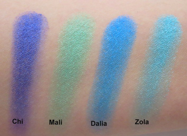 juvias-place-the-masquerade-palette-swatches-1