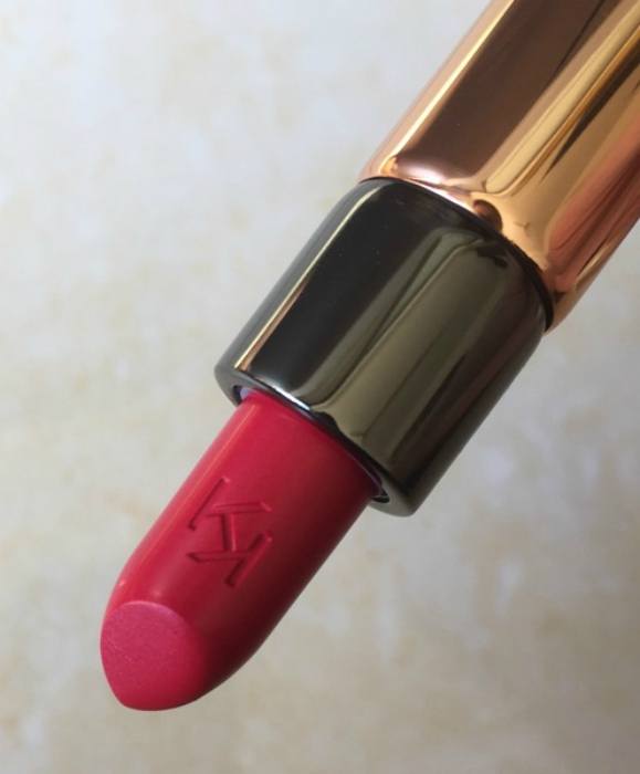 kiko-milano-gossamer-emotion-creamy-lipstick-112-burgundy-review7