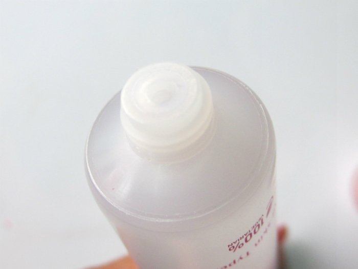 lotus-makeup-ecostay-insta-smooth-perfecting-primer-review5