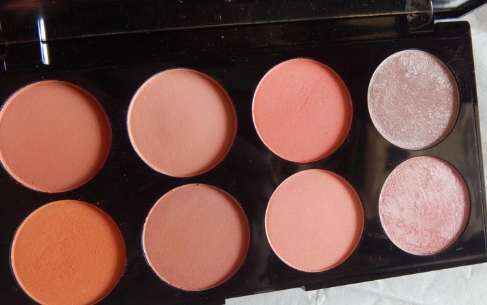 makeup-revolution-hot-spice-ultra-professional-blush-palette-all-shades