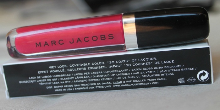 marc-jacobs-beauty-enamored-lip-hi-shine-lip-lacquer-hot-hot-hot-review3