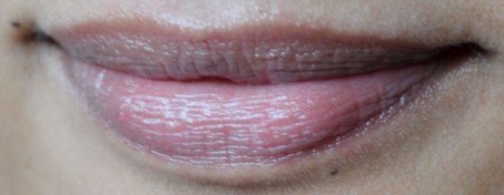 maybelline-baby-lips-hydrate-lip-balm-lip-swatch