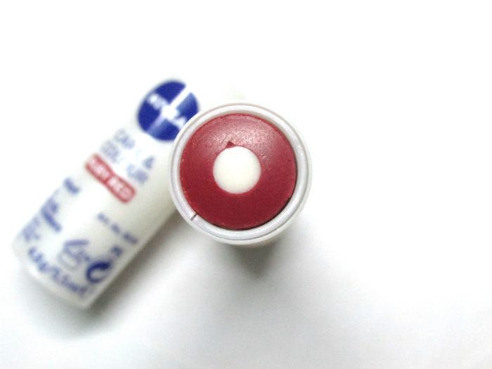 nivea-ruby-red-care-and-colour-lip-balm-review1