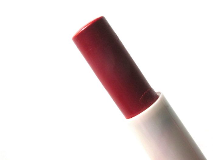 nivea-ruby-red-care-and-colour-lip-balm-review3