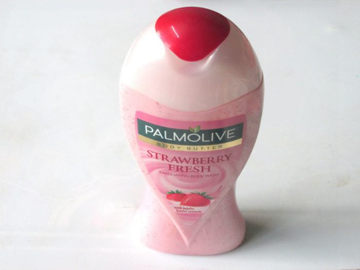 palmolive-body-butter-strawberry-fresh-exfoliating-body-wash-review5