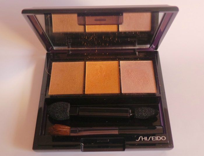shiseido-br209-voyage-luminizing-satin-eye-color-trio-review5