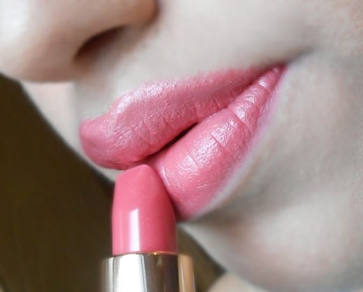 the-face-shop-killer-brown-collagen-ampoule-lipstick-lip-swatch