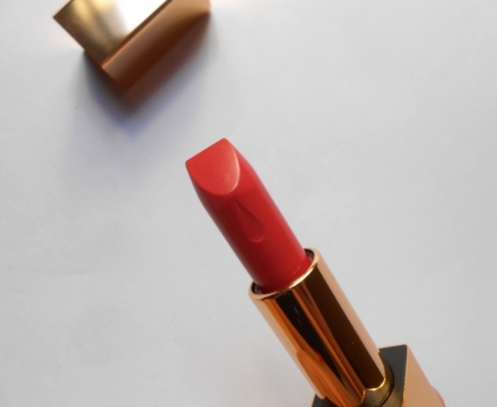 the-face-shop-killer-brown-collagen-ampoule-lipstick