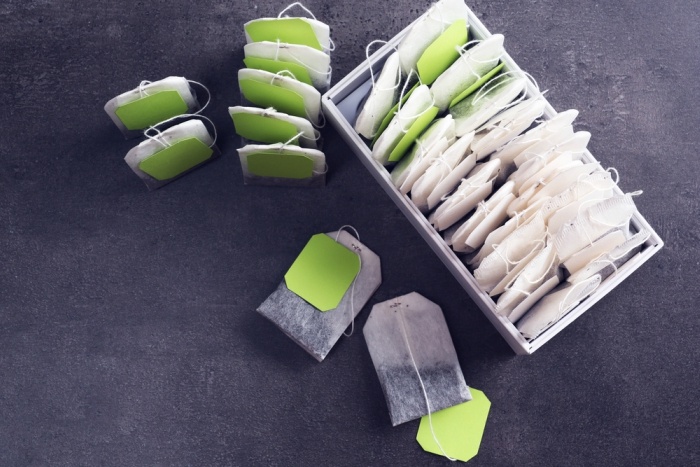 10-different-ways-to-use-green-tea-bags-for-your-skin7