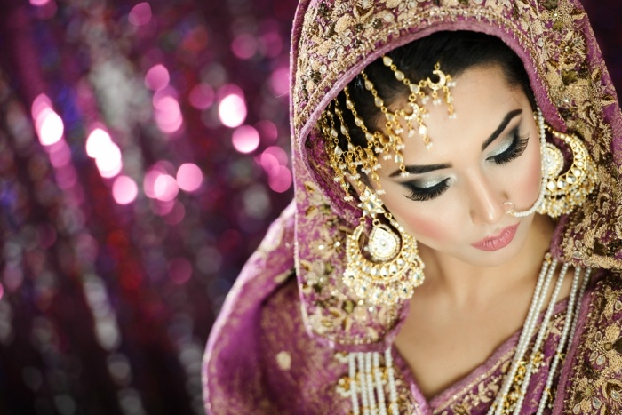 10 Questions to Ask Before Hiring Your Wedding Makeup Artist