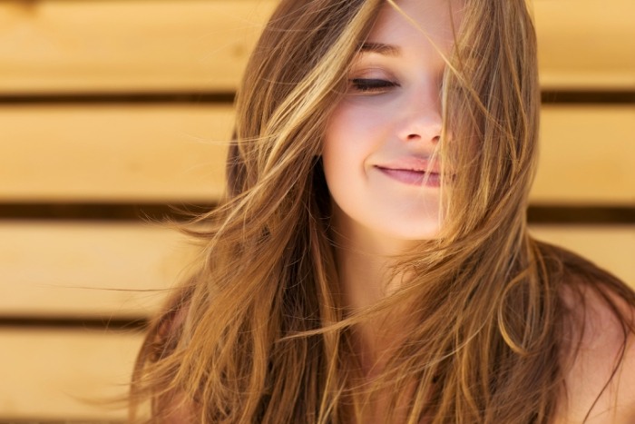 10 Ways to Have Fabulous Hair Without Washing it All the Time9