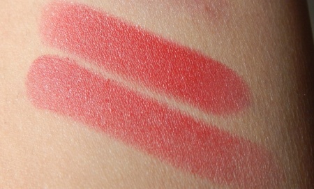 2True Cosmetics Colour Drench Lipstick - Shade 11 Review4