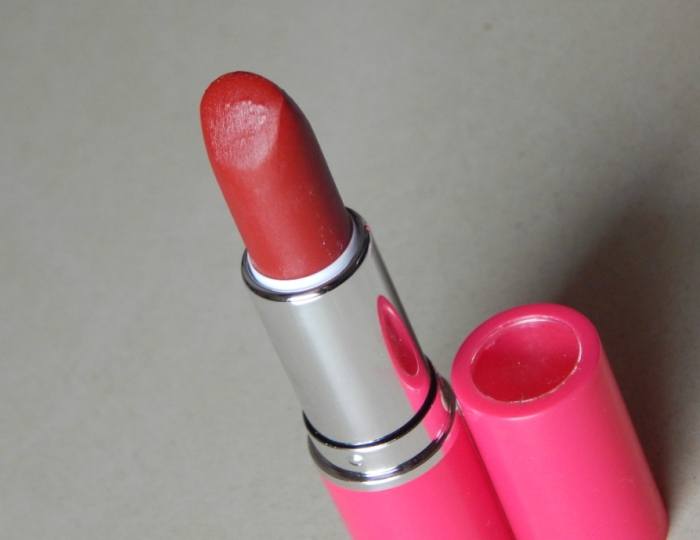 2True Cosmetics Matte Lipstick - Shade 4 Review2
