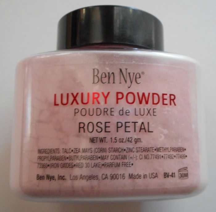 Ben Nye Rose Petal Luxury Powder Review2