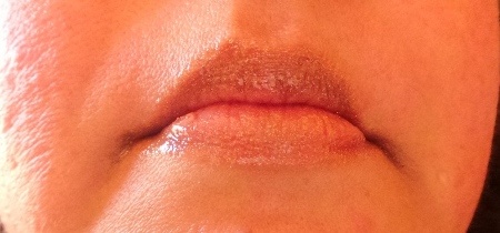 Bobbi Brown High Shimmer Lip Gloss - Beach Review1