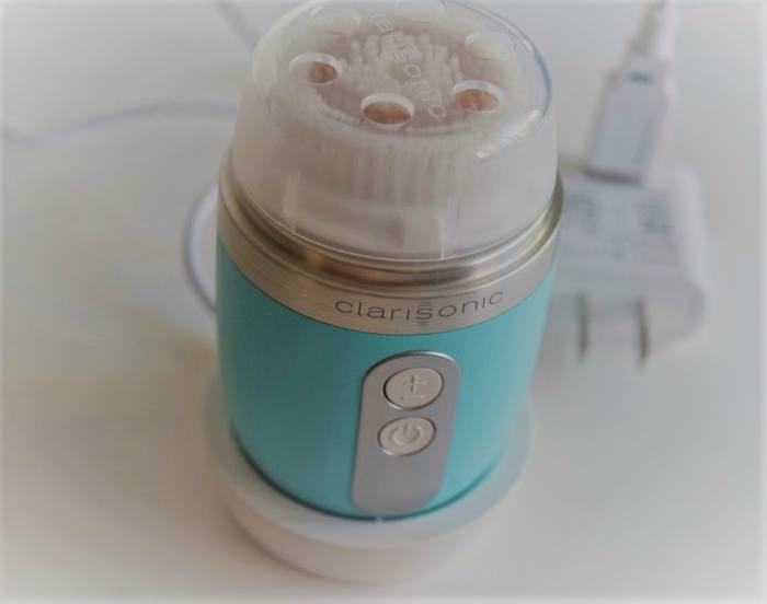 Clarisonic Mia Fit Skin Cleansing System Review8
