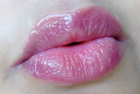 CoverGirl Jelly Colorlicious Oh Sugar! Vitamin Infused Balm lip swatch