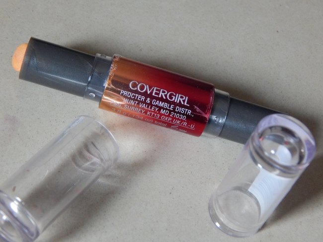 Covergirl Blast Flipstick Blendable Lip Duo 830 Tease packaging