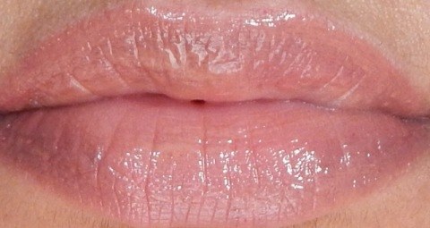 Deborah Milano Red Laque Liquid Lipstick lip swatch