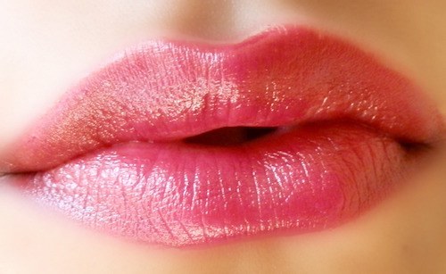 Elle 18 Ruby Red Color Boost Lipstick lip swatch