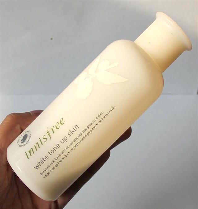 innisfree-white-tone-up-skin-review