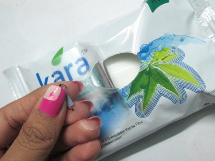 kara-cleansing-and-hydrating-neem-and-tea-tree-oil-refreshing-wipes-review4
