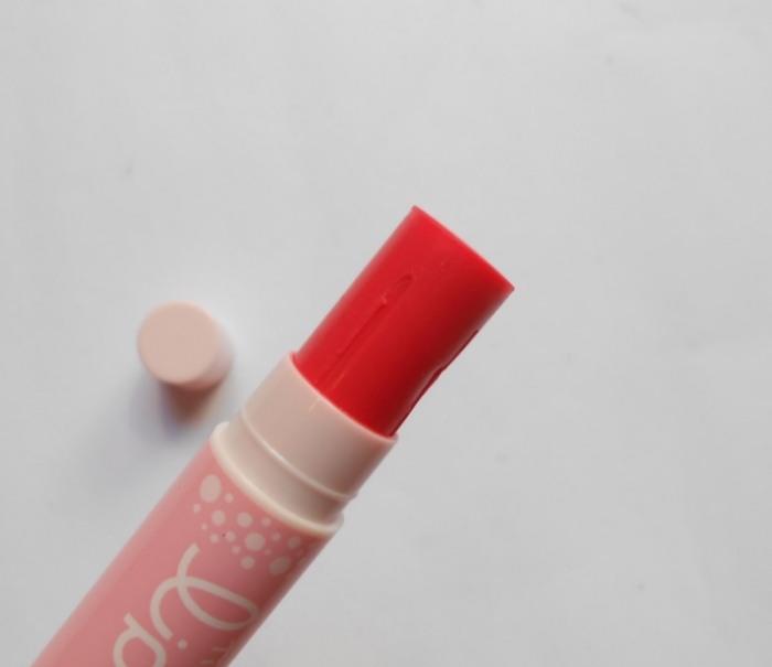Lip Ice Baby Pink Strawberry Tinted Lip Balm Review7