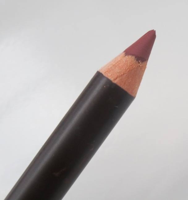 Make Up For Ever 14 Dark Brown High Precision Lip Pencil Lip Liner tip