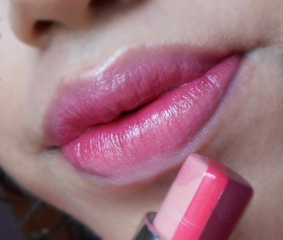 Maybelline RD03 Blackberry Cinnamon Lip Flush Bitten Lips Lipstick lip swatch