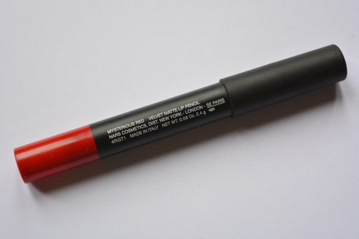 nars-mysterious-red-velvet-matte-lip-pencil-review2