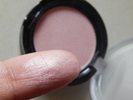 Natio Pink Apples Blusher Review4