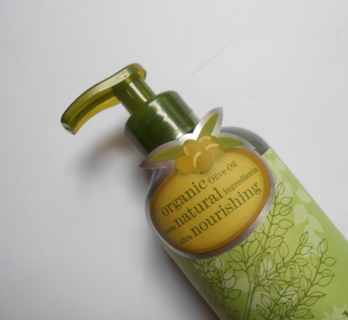 Naturals By Watsons Olive Shampoo Review1