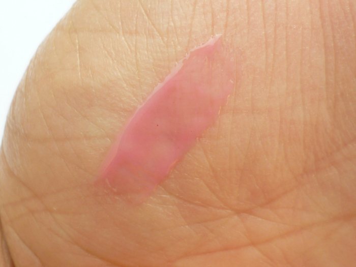 Sephora Collection Pin-Up Pink Ultra Shine Lip Gel swatch on hands