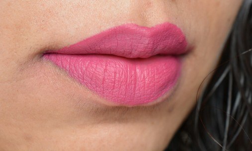 Sephora Cream lip stain sweet raspberry lip swatch