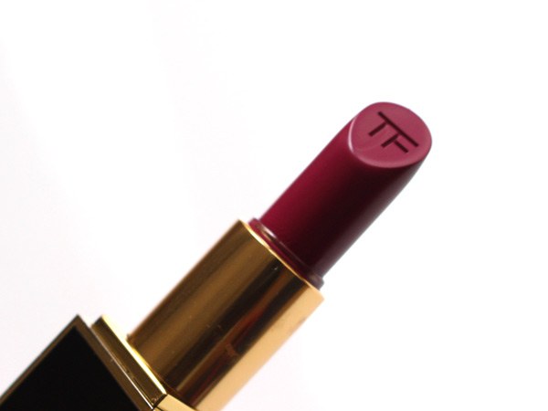 tom-ford-velvet-violet-matte-lipstick